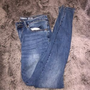 S.O.N.G Curvy size 11 Super Skinny Jeans